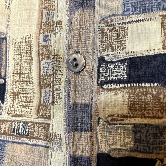 Tori Richard Blue and Tan Geometric Mens Short Sleeve Cotton Lawn Hawaiian Shirt - Picture 4 of 6